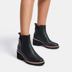 Discount Huey H2O Black Wedge