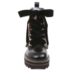 New Morning Stroll Black Boot