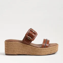 Fashion Carson Rich Cognac Wedge Wedge