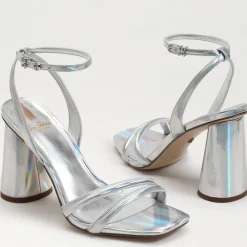 Store Kia Silver Iridescent Heel