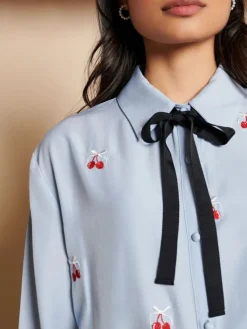 New Punnet Embroidered Shirt Blouses