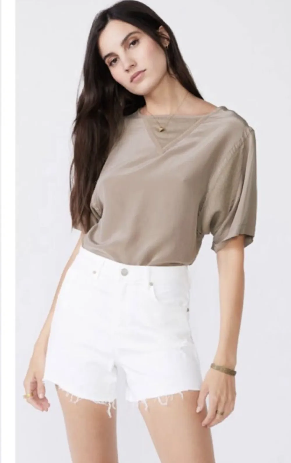 Discount Emma Chalk Shorts
